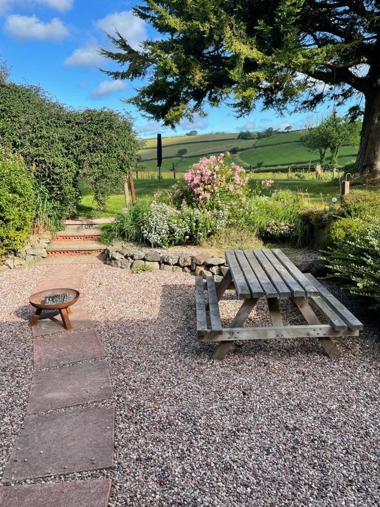 Wren Holiday home Carmarthen